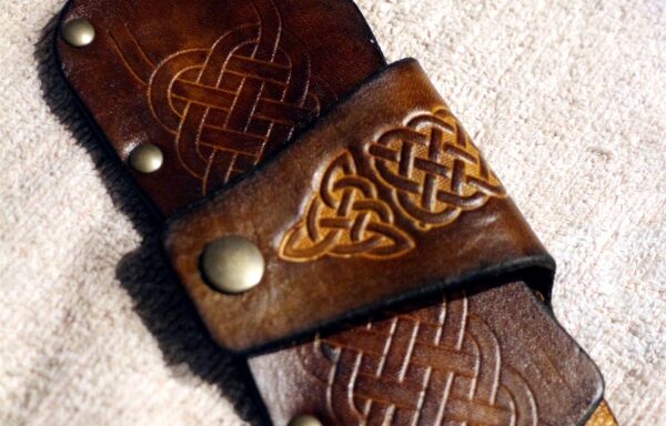 Etui à lunettes découpe